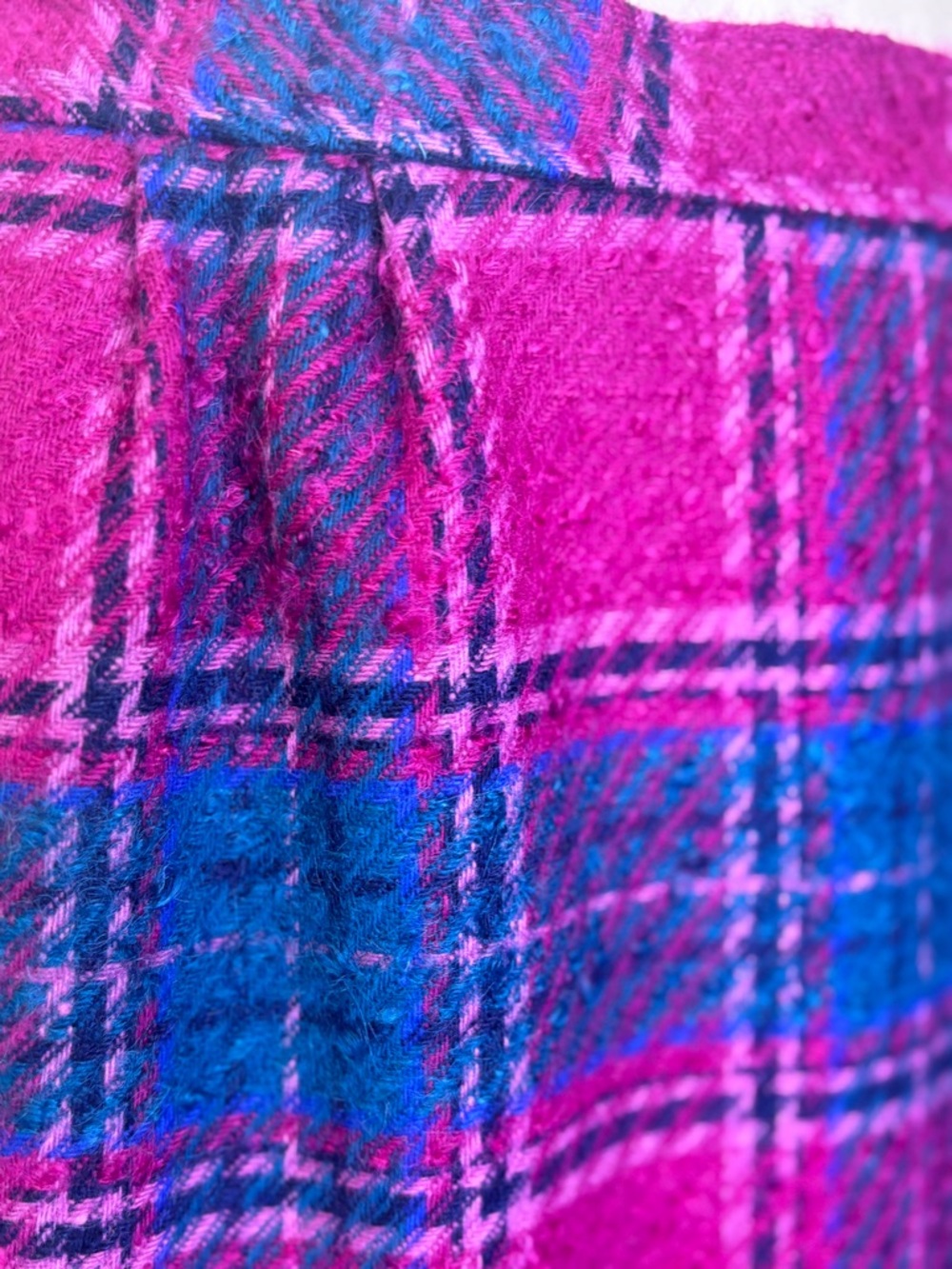RARE Vintage Pendleton Classic Plaid Wool Blend Pencil Skirt in Fuchsia and Teal - Picture 10 of 11